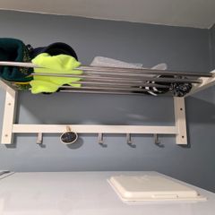 Hat rack