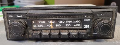 Vintage Car Radio - Philips 391