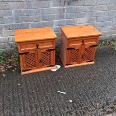 2 pine lockers