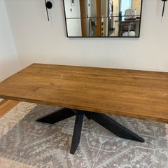 PRICE DROP Dining table