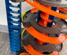 Hot Wheels ramp