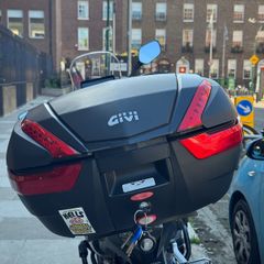 Givi V47 Top Case