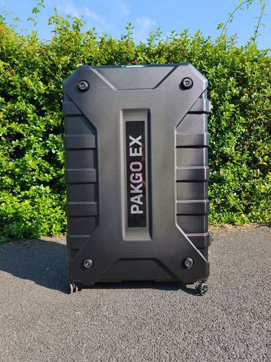 Canyon Endurace + Topeak Travel Hardcase