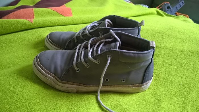 Zara boys trainers size
