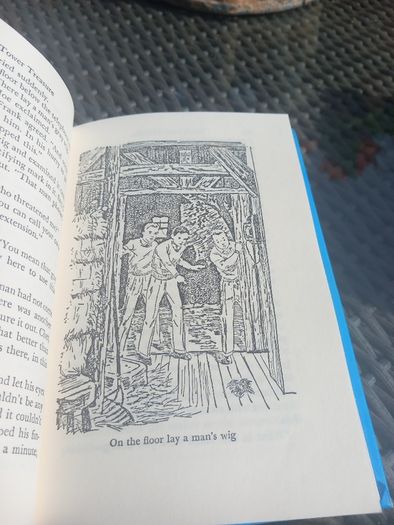 7 Hardy Boys and 1 Nancy Drew hardbacks, vintage, 80s, D18 post 8e