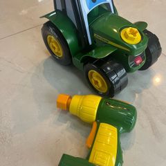 John Deere Build A Johnny Tractor