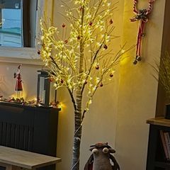 Twig-type Christmas tree