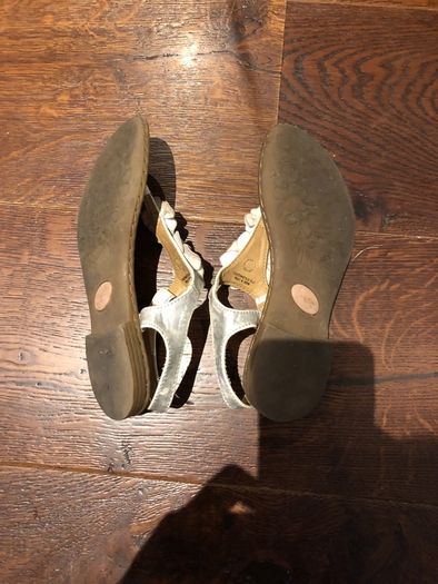 girls sandals
