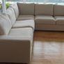 Large 4 Seater Corner Sofa Couch in Excellent Condition Image 4