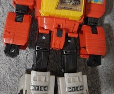 Transformer / toy / Blaster