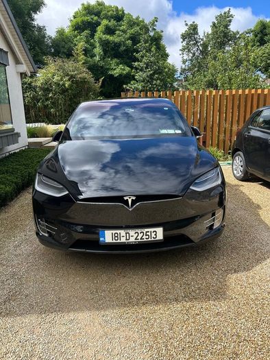 Tesla Model X 2018