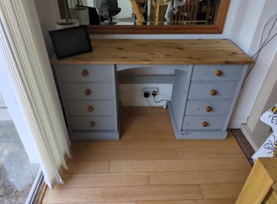 Desk/Storage