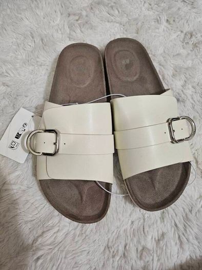 Sliders H&M Uk8(EU41) new with tags