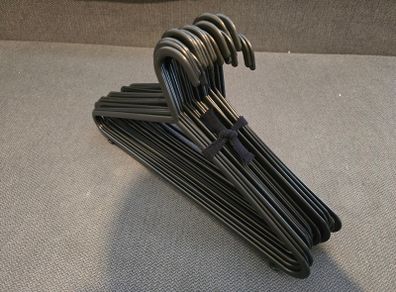 Cloth hangers