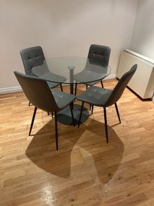 dining table & chairs
