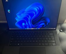 Dell Precision 5550 Laptop i7/32GB/512SSD/4KOled/Nvidia