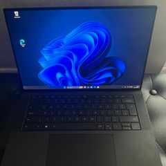 Dell Precision 5550 Laptop i7/32GB/512SSD/4KOled/Nvidia