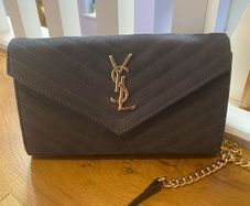 Stunning grey handbag with gold chain shoulder strap