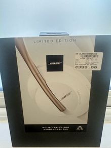Bose noise cancelling headphones