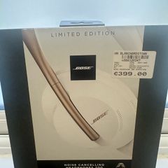Bose noise cancelling headphones