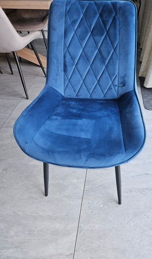 Dining Table and 8 Chairs