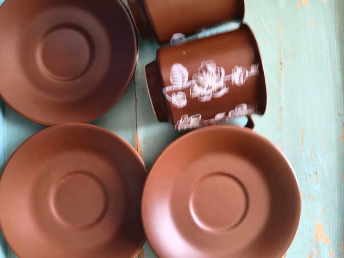 3 x Crown Devon coffee cups& Saucers