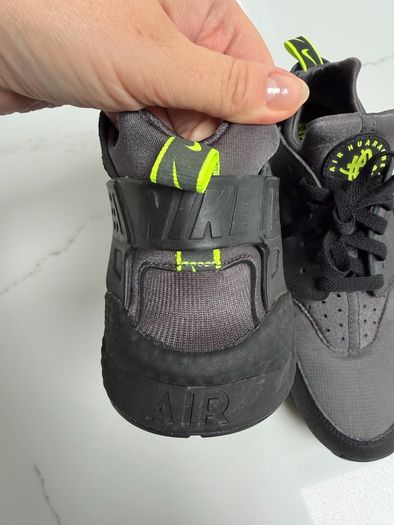 Nike Air Huarache "Black Volt" sneakers 42.5