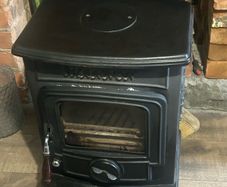 Shannon Milenio stove 5 KW good condition working well. Selling for 450 collection only Virgina area