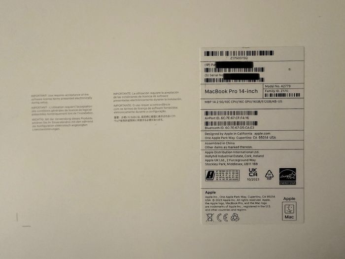 MacBook Pro 14 M2 2023 Mint Condition Model A2779