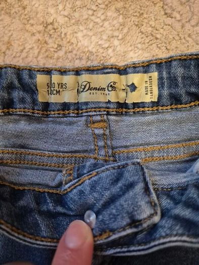 Jeans skirt, size 9y