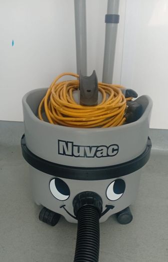 vacuum cleaner