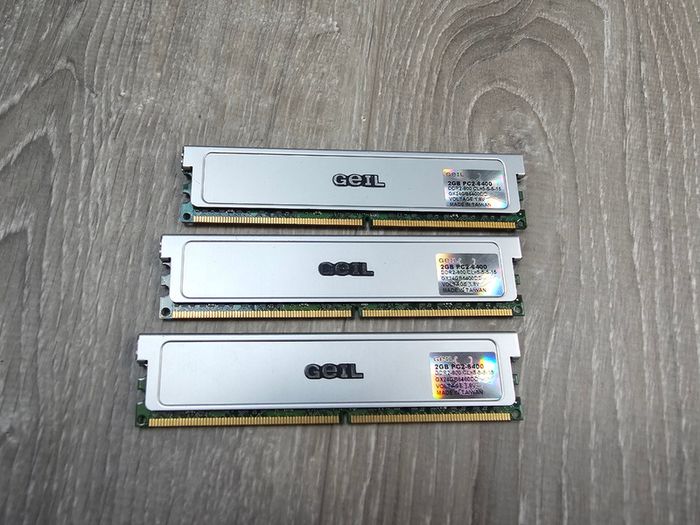 3 X 2gb Geil Gx24gb6400dc 6gb Ddr2 800mhz Pc2-6400 Pc Ram