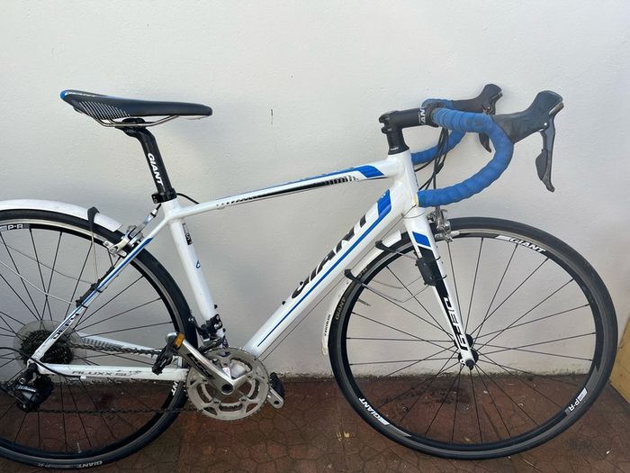 Road bike Giant Defy Aluxx SL