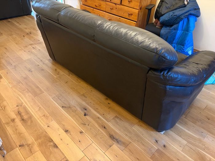 black leather 3-seater sofa / couch