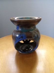 Tee candle holder