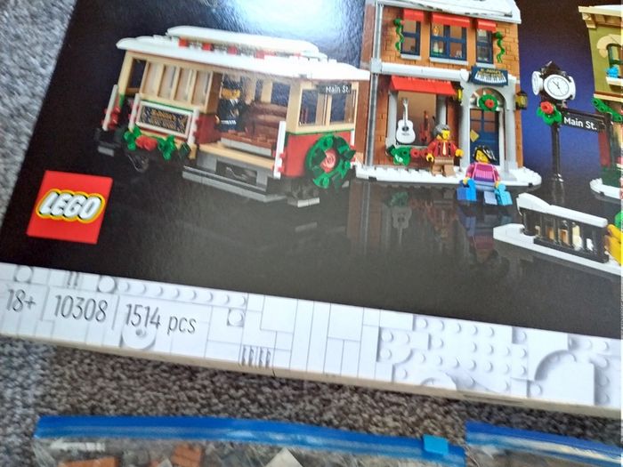 LEGO Winter Village Holiday Main Street 10308