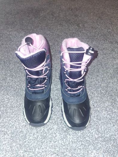 Navy & Pink girls snow boots Size EU31 UK13