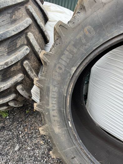 Tractors tyres