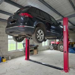 Pacini 2 Post 4 Ton Lift
