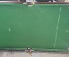 Pool table