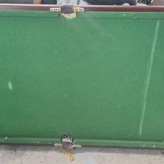 Pool table