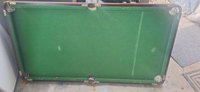 Pool table