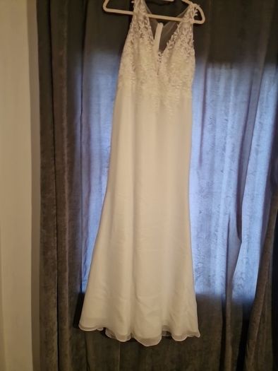 wedding dress.