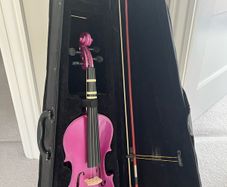 Purple 3/4 size violin - barely used and like new.