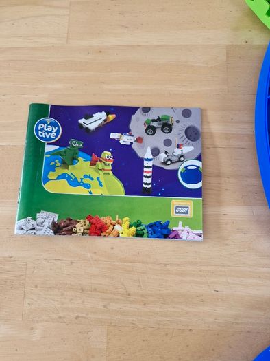 Lego style building brick set, 220 pieces