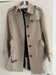 Tommy Hilfiger trench coat (xs)
