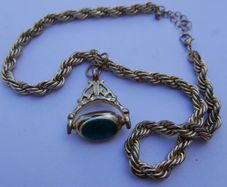 Vintage Gold Plated Lariat Necklace Jade Spinner