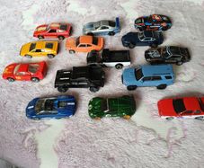 1/64 Hot Wheels Joblot X 14 Models,blackwall,real Riders,ferrari,speed Machines