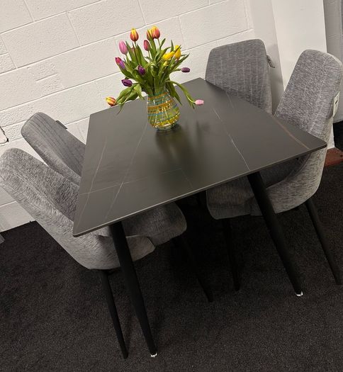 Dining table with chairs on special offer !