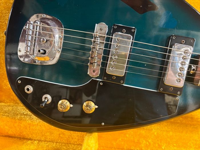 Honey Beatsound Teardrop Teal 1960's